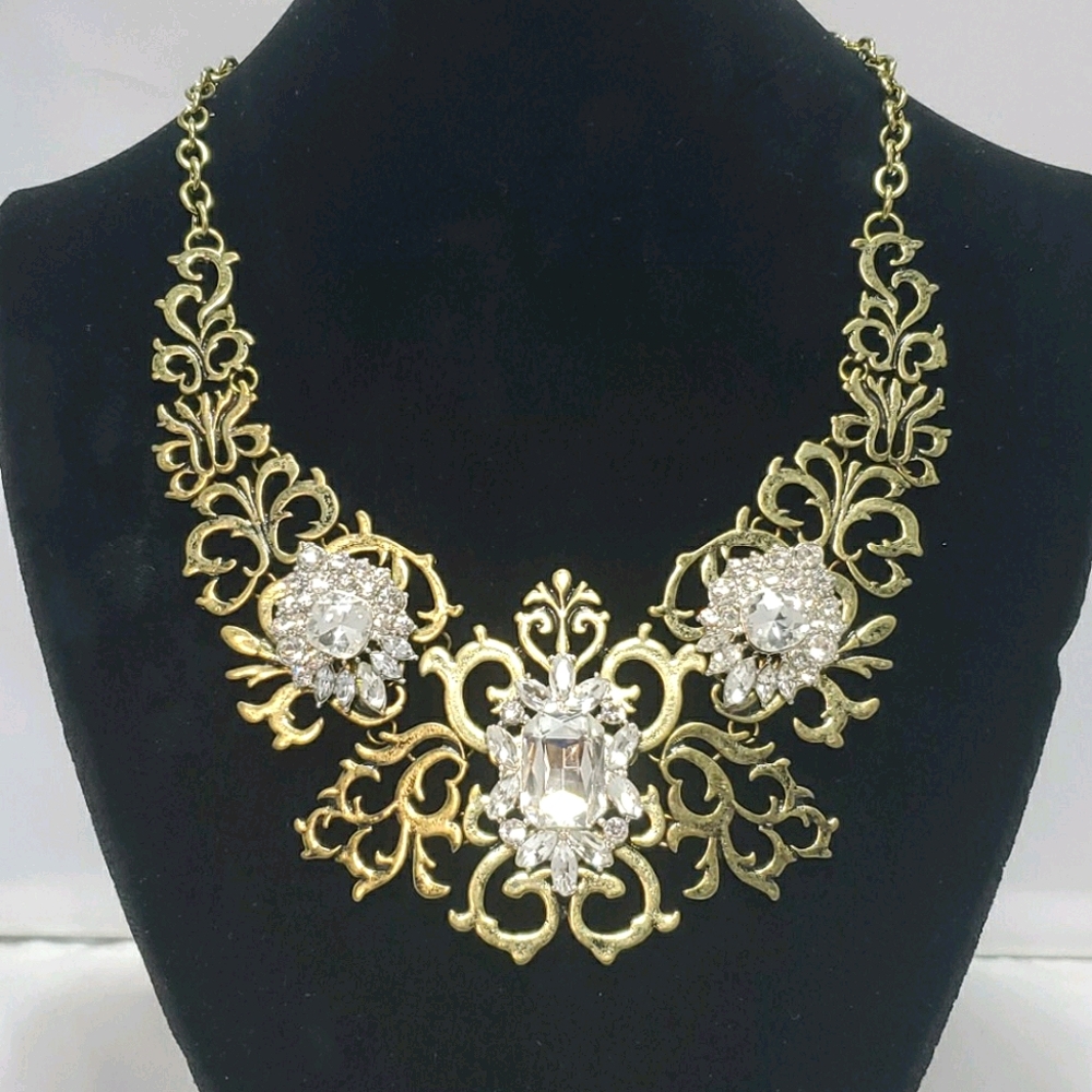 Bijou filigree antique gold with rhinestones necklace